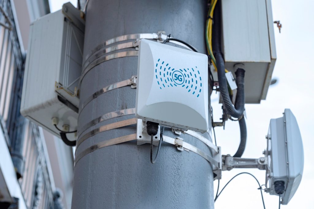 5G Small Cell Deployment